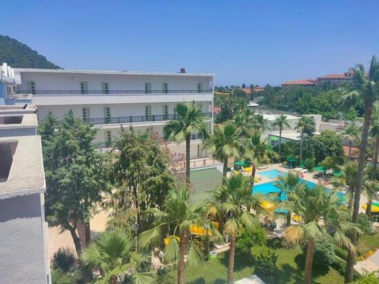 Malibu Resort كمر المظهر الخارجي الصورة